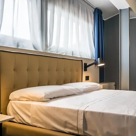 Otel Puccini 3*