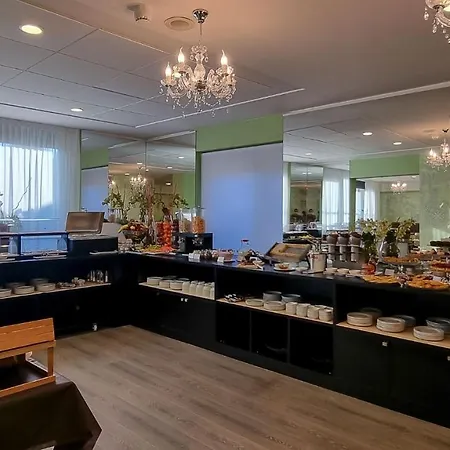 Otel Puccini 3*